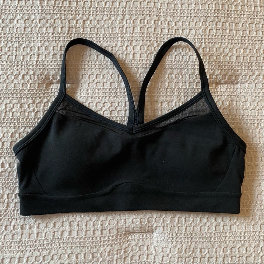 Athleta Black Mesh Vital Sports Bra Yoga Workout A-C Small Run Lounge V Energy